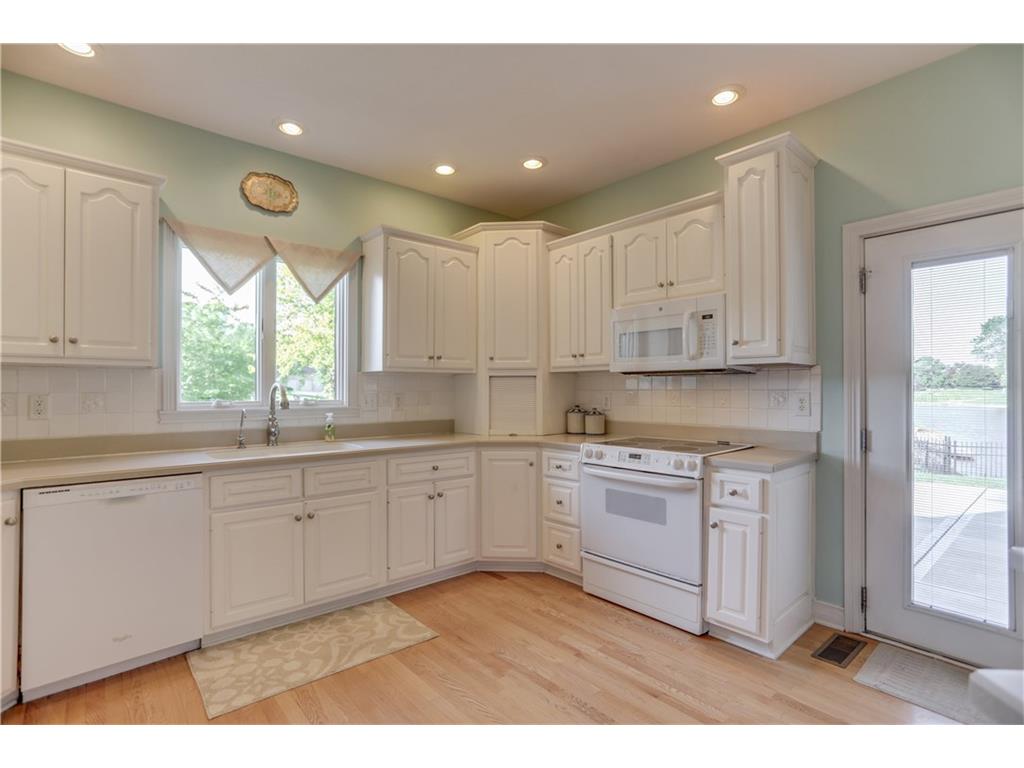 3256 Waterside Court, Greenwood, IN 46143