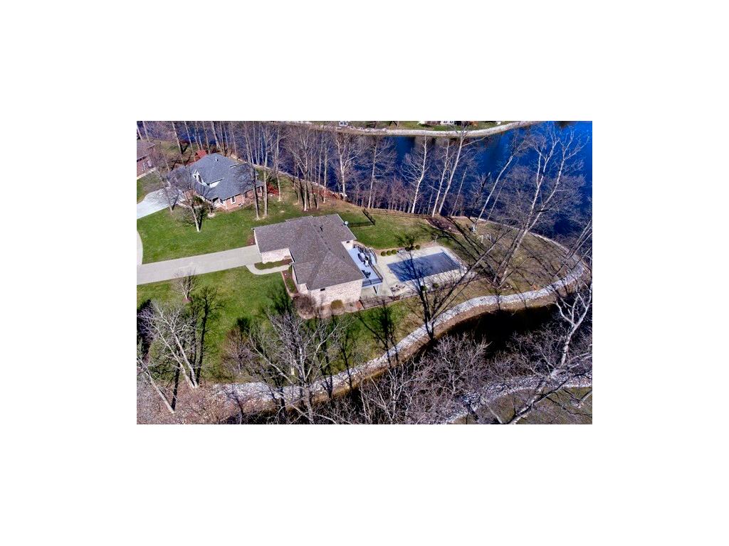 6700 East VISTA VIEW Court, Mooresville, IN 46158