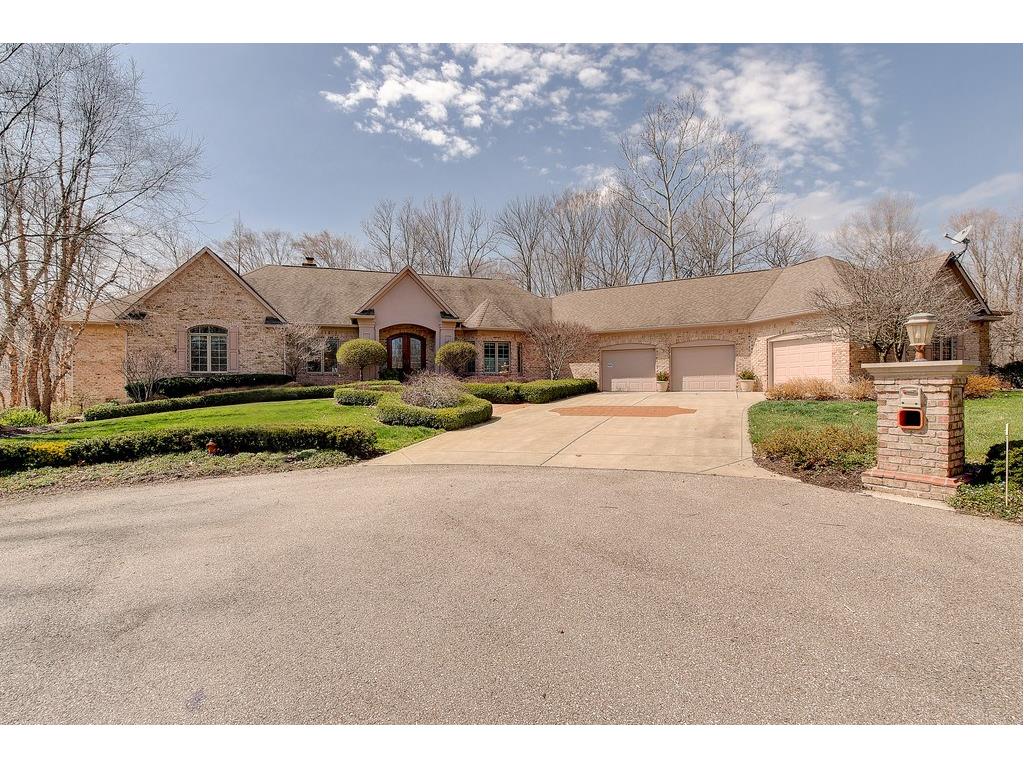 2688 South Oscar Court, Morgantown, IN 46160