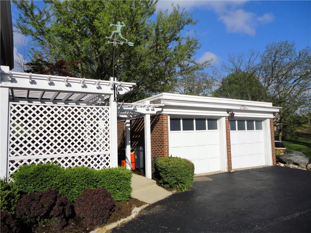 643 East Main Street, Plainfield, IN 46168