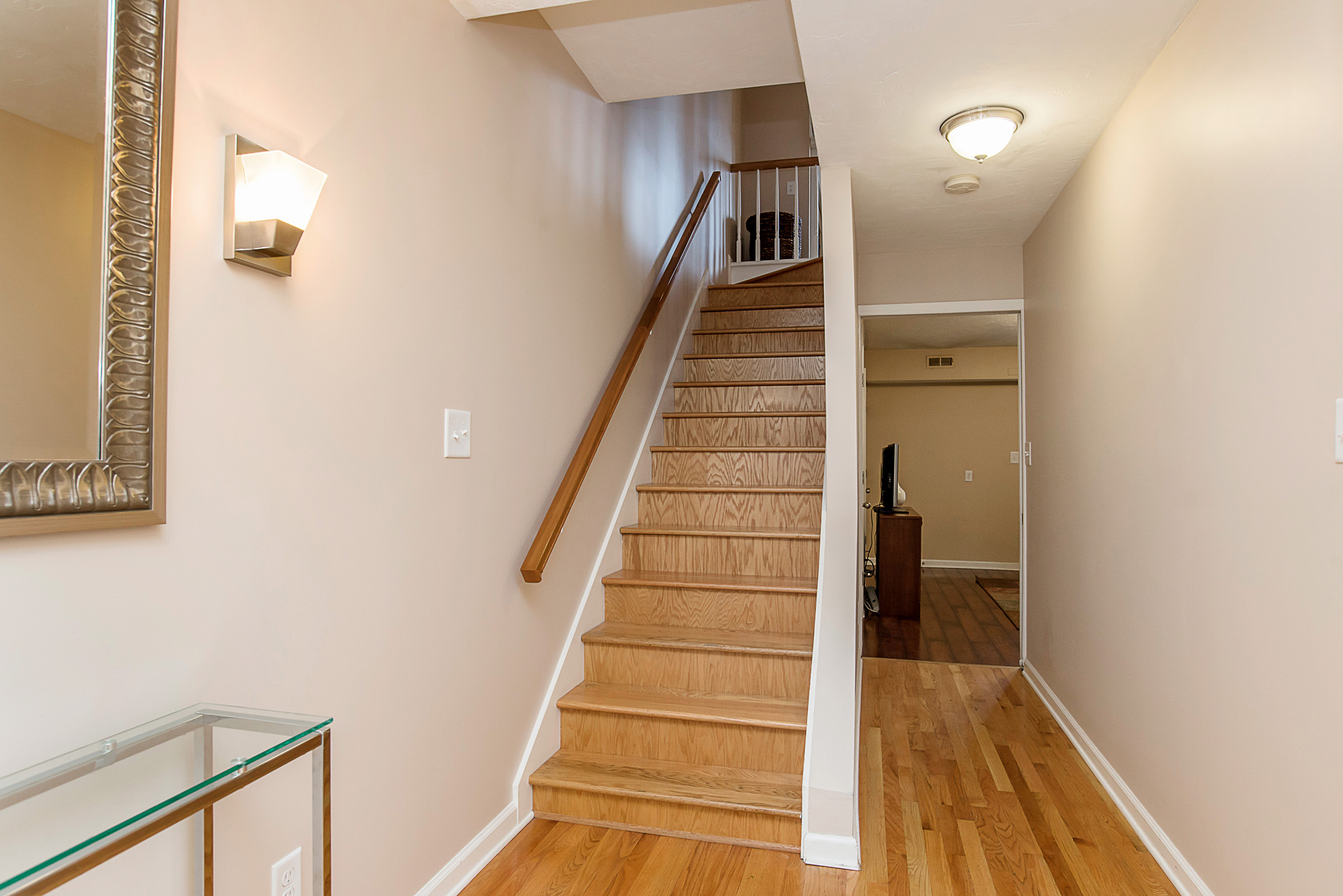 536 Lockerbie Circle N, Indianapolis, IN 46202