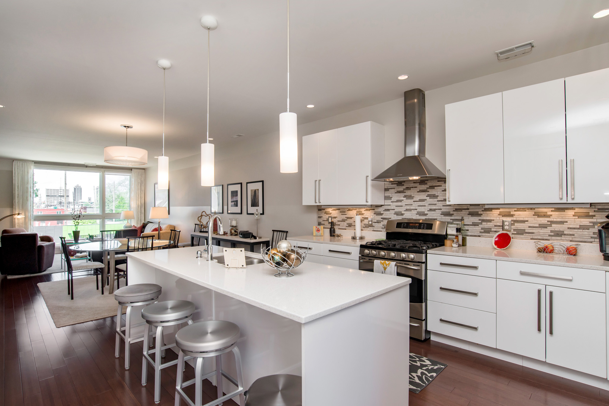 433 N Highland Ave, Indianapolis, IN 46202