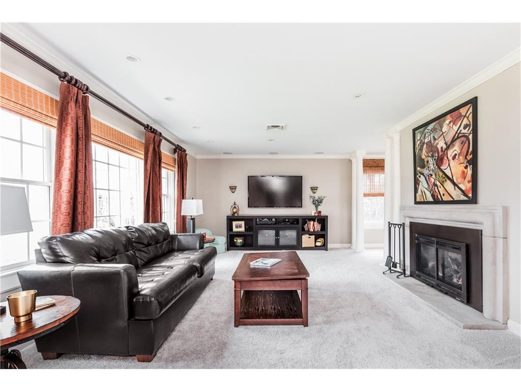 6930 OAK Lane, Indianapolis, IN 46220