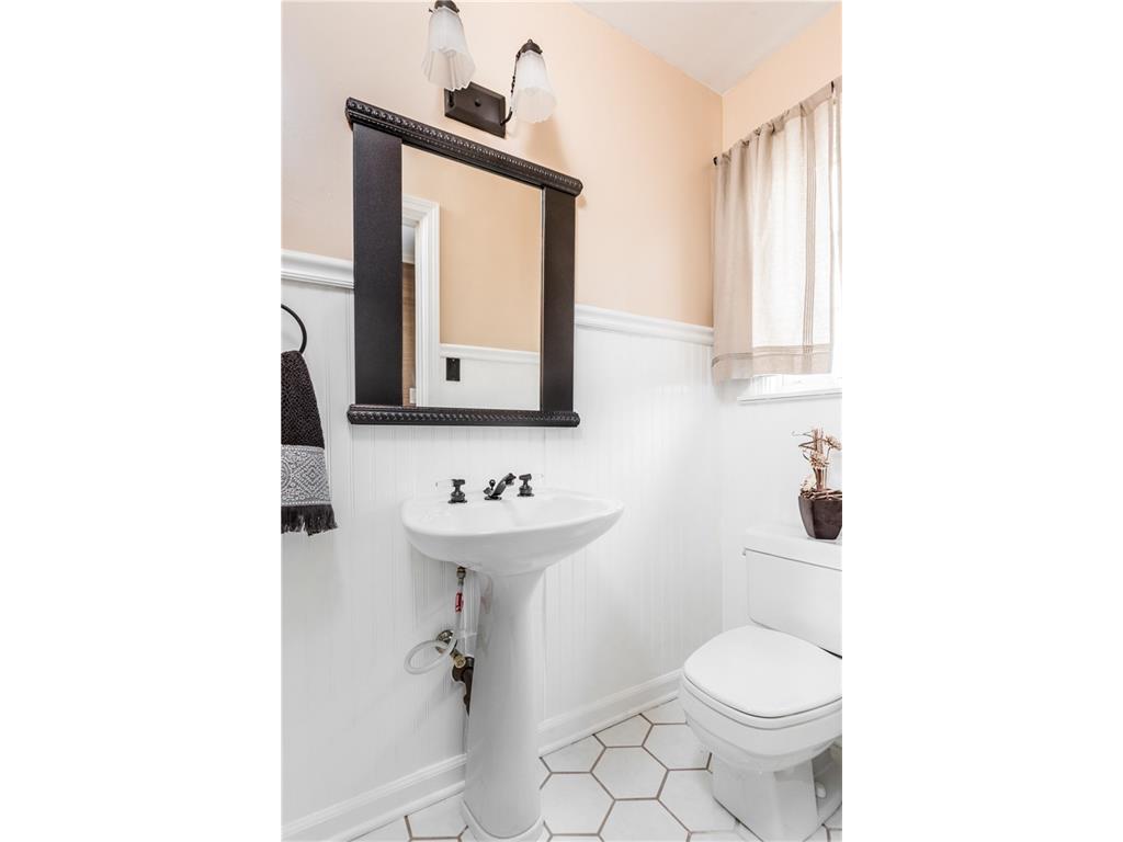 6930 OAK Lane, Indianapolis, IN 46220