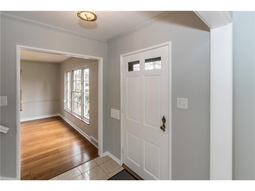 727 KESSLER BLVD E Drive, Indianapolis, IN 46220