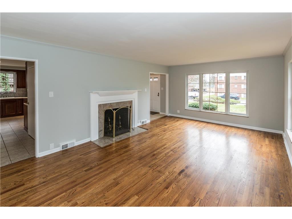 727 KESSLER BLVD E Drive, Indianapolis, IN 46220