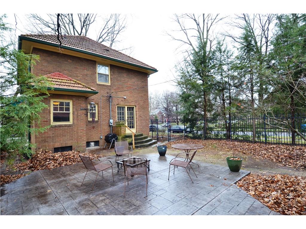 5805 Carrollton Avenue, Indianapolis, IN 46220