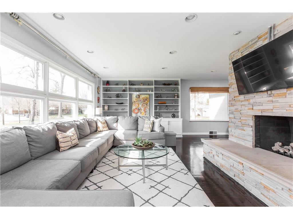 33 Meridian Lane, Indianapolis, IN 46220