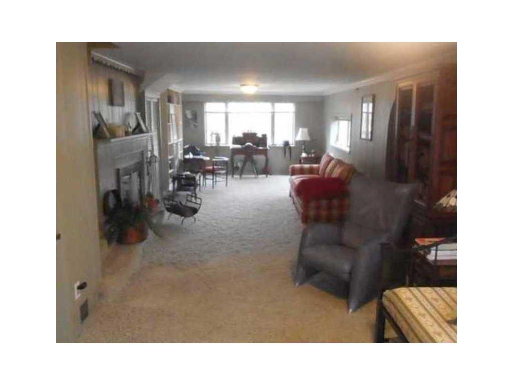 7066 WARWICK Road, Indianapolis, IN 46220