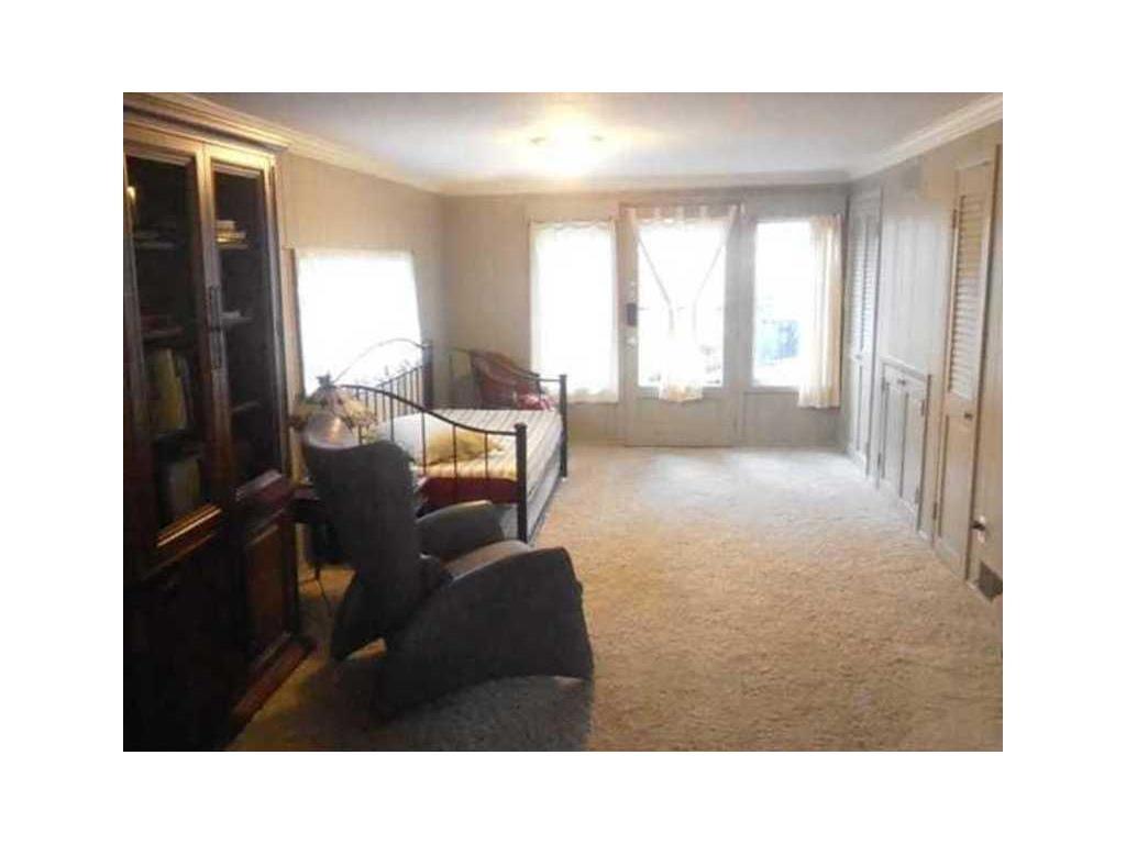 7066 WARWICK Road, Indianapolis, IN 46220