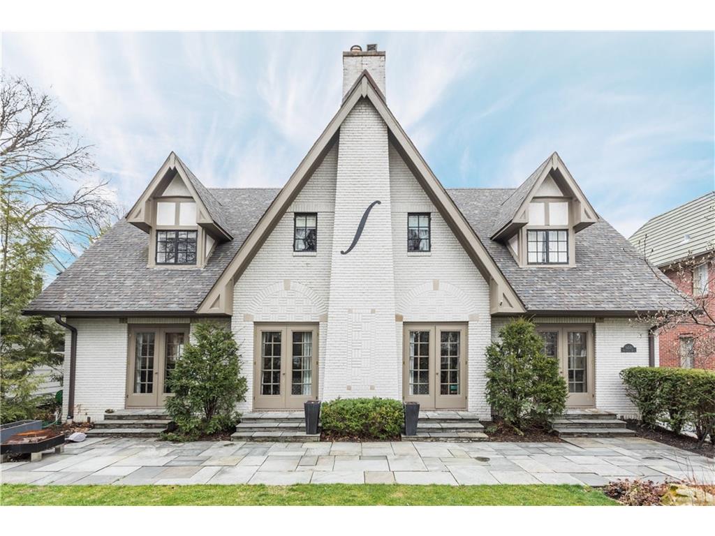 5221 North WASHINGTON Boulevard, Indianapolis, IN 46220