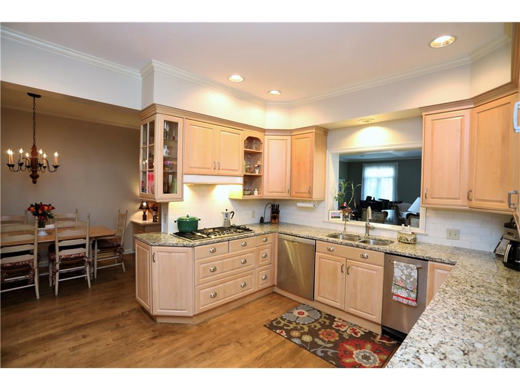 7085 North Pennsylvania Street, Indianapolis, IN 46220