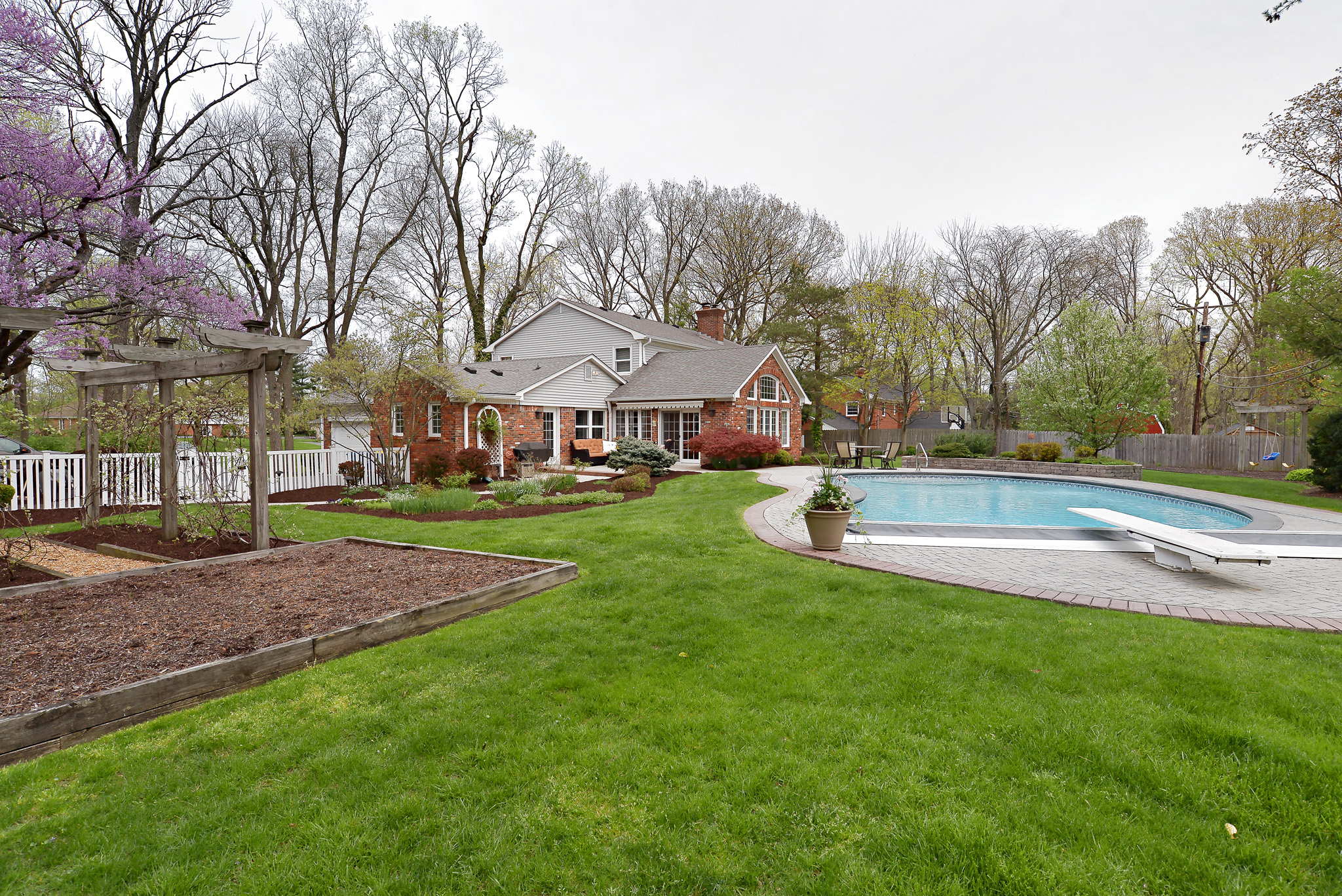 6303 Landborough North Drive, Indianapolis, IN 46220