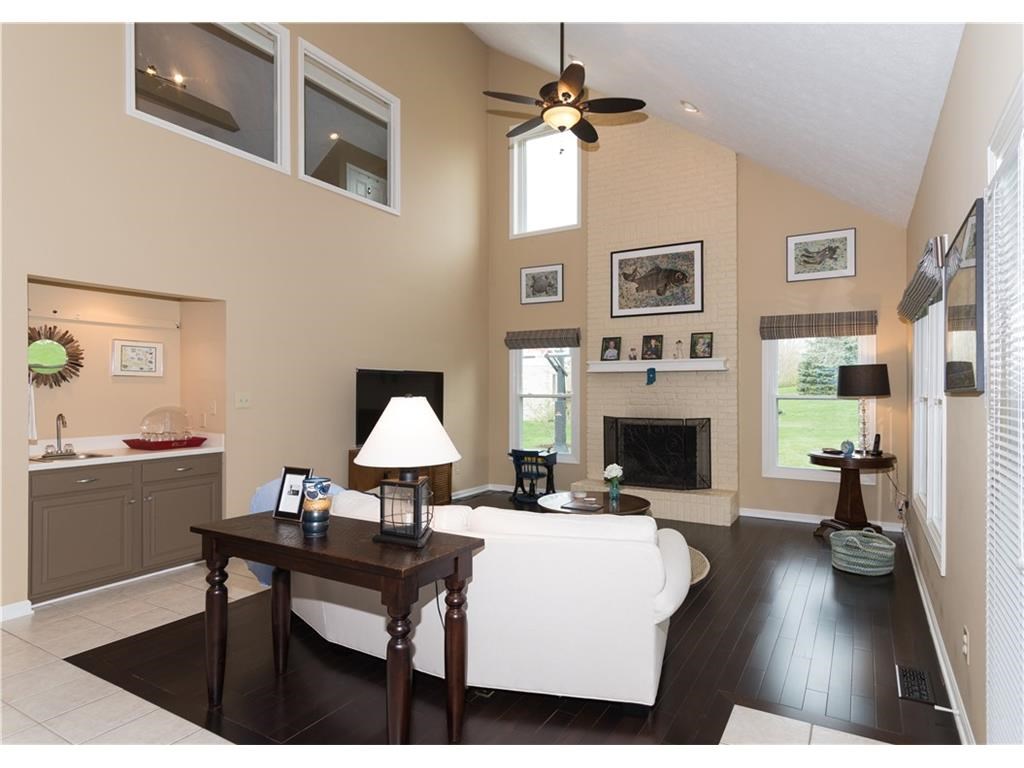 12062 Kingfisher Court, Indianapolis, IN 46236