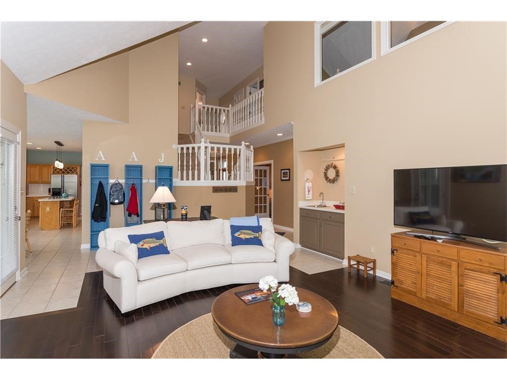 12062 Kingfisher Court, Indianapolis, IN 46236
