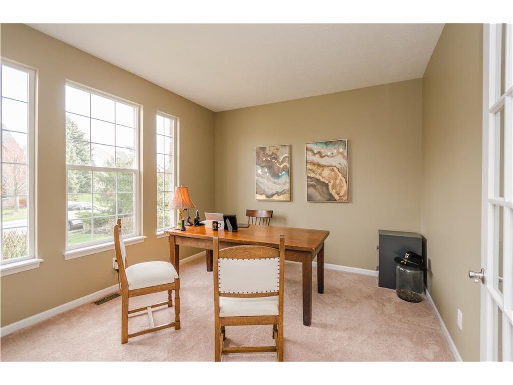 11383 BAYHILL Way, Indianapolis, IN 46236
