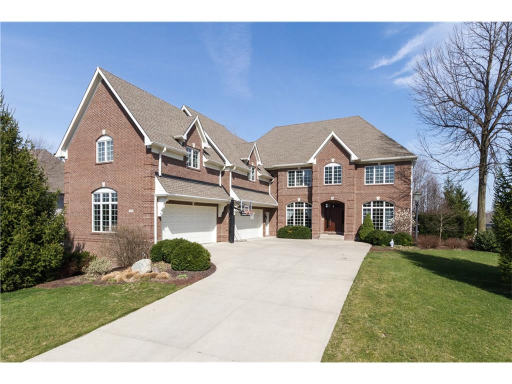 11438 Woods Bay Lane, Indianapolis, IN 46236