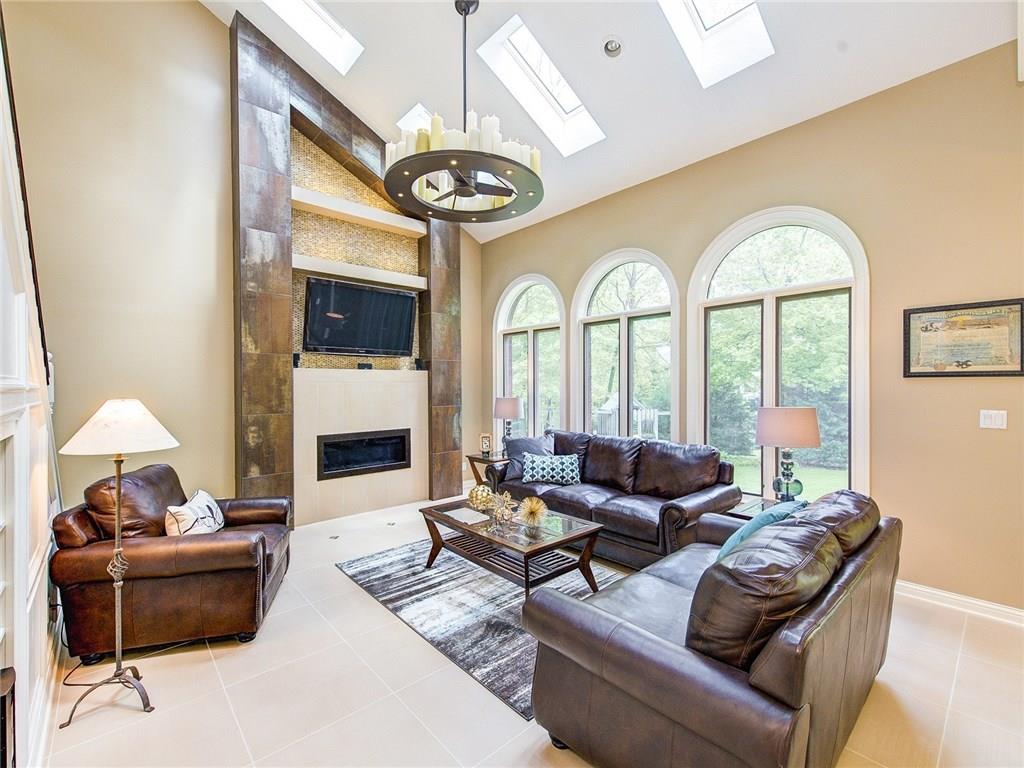 8927 ADMIRALS BAY Drive, Indianapolis, IN 46236