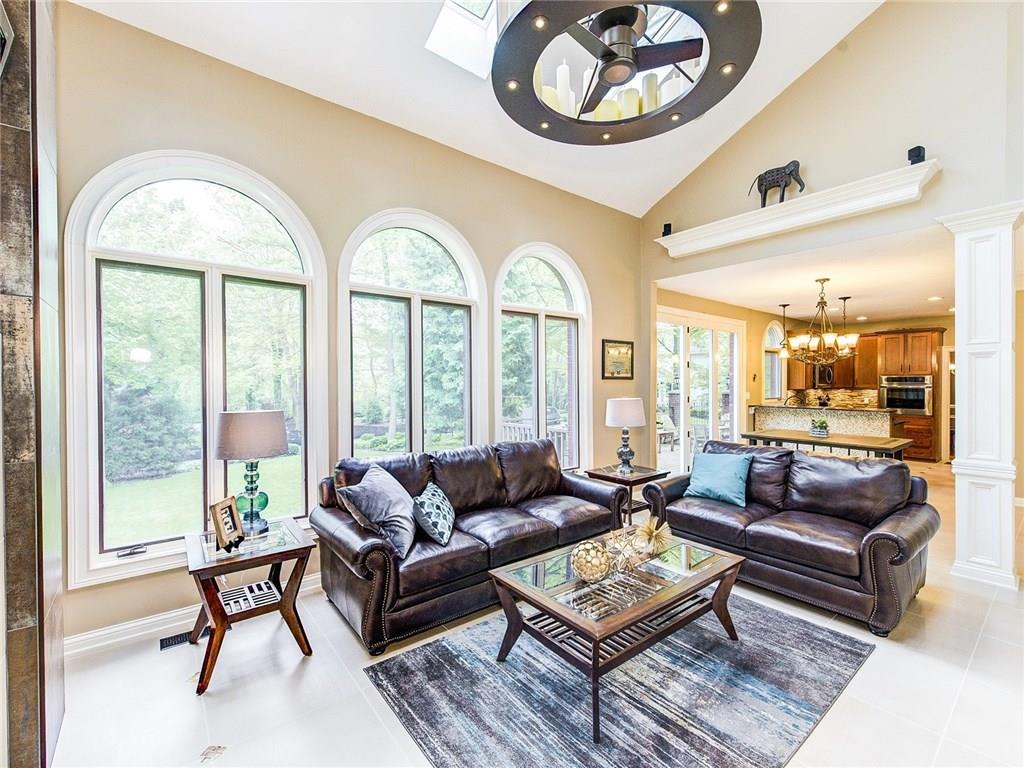 8927 ADMIRALS BAY Drive, Indianapolis, IN 46236