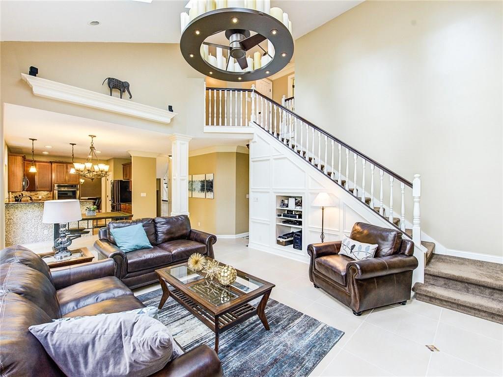 8927 ADMIRALS BAY Drive, Indianapolis, IN 46236