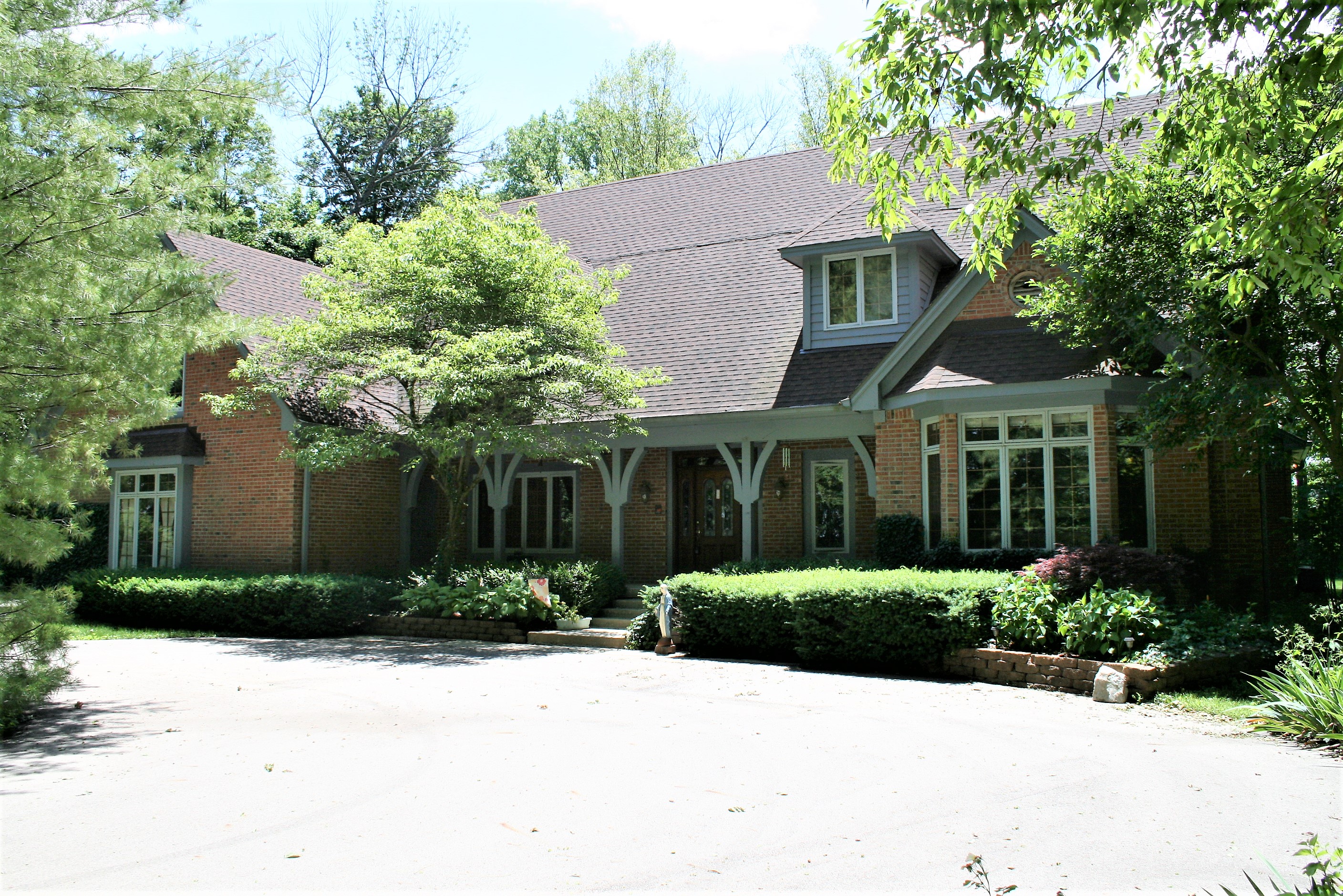 9615 E Edgewood Ave, Indianapolis, IN 46239