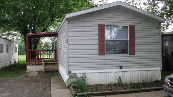 Country Woods Estates 1102 s Franklin Rd #84Indianapolis, IN 46239
