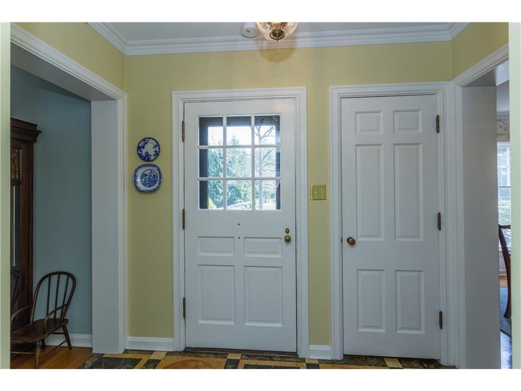 22 East 73rd Street, Indianapolis, IN 46240