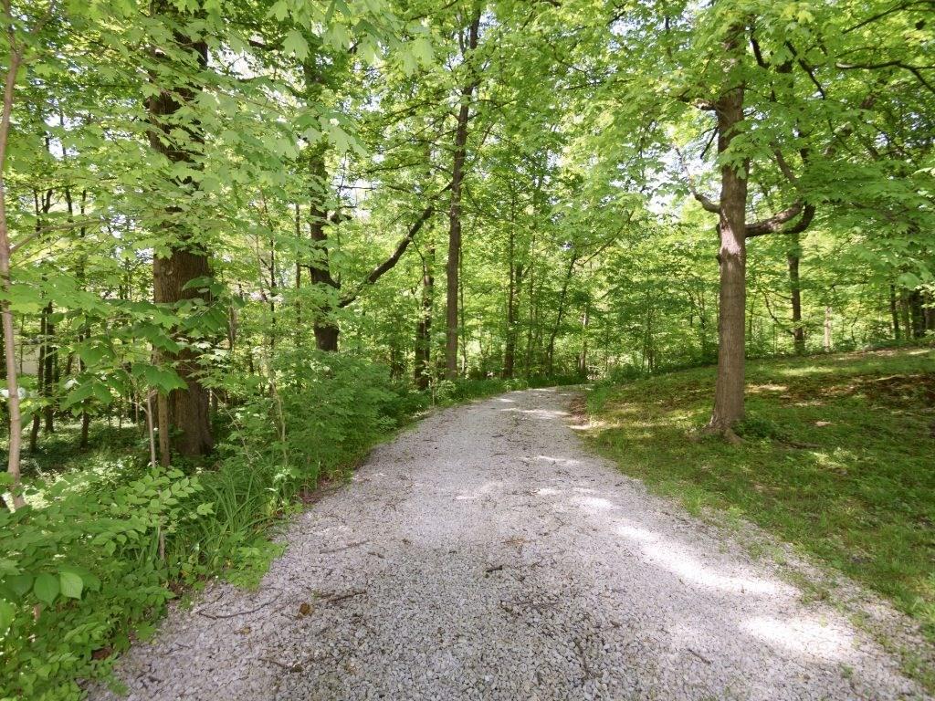 7475 Allisonville Road, Indianapolis, IN 46250