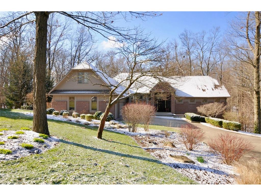 8725 Lantern Forest Court, Indianapolis, IN 46256