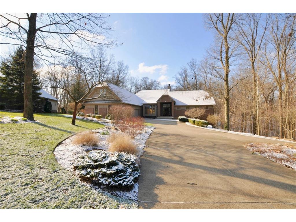 8725 Lantern Forest Court, Indianapolis, IN 46256