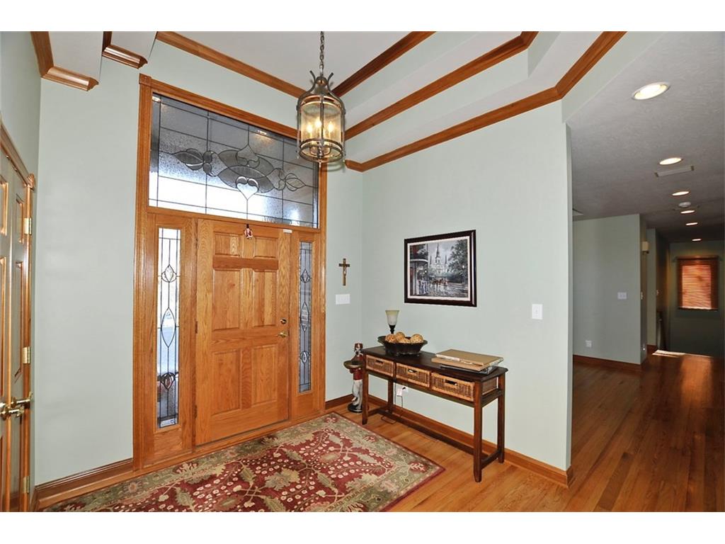 8725 Lantern Forest Court, Indianapolis, IN 46256