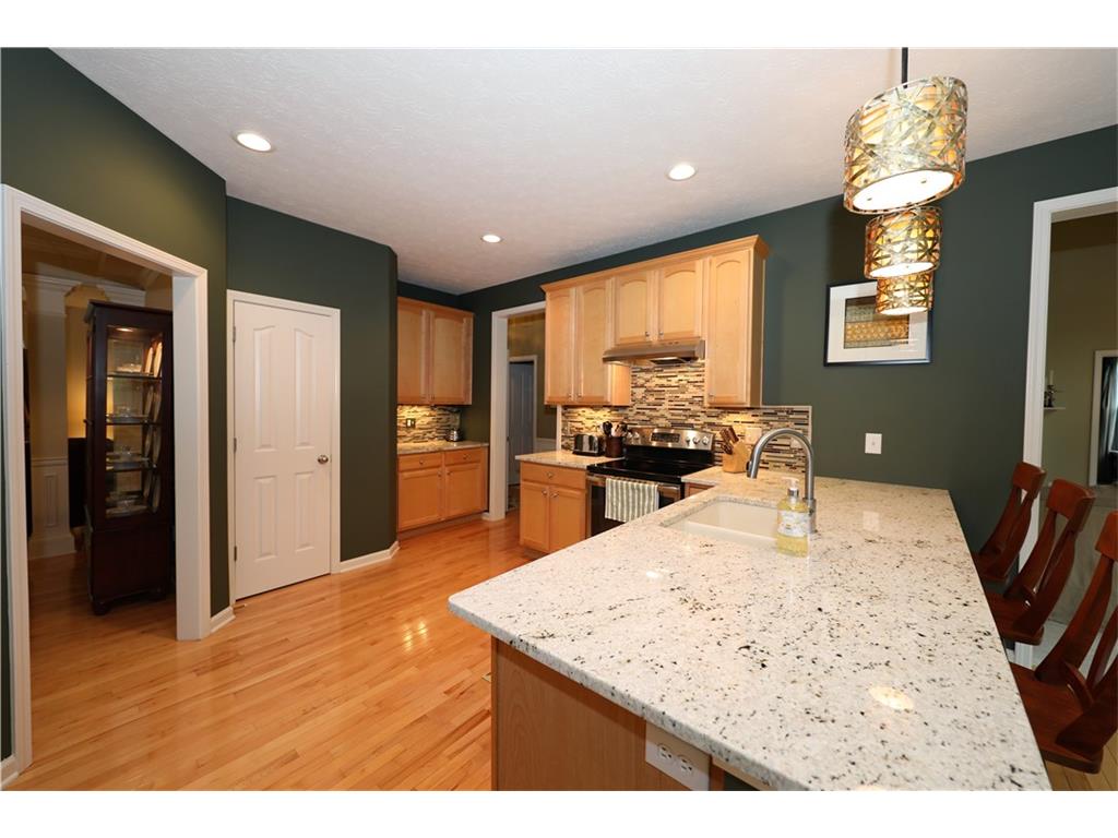 9646 Loganberry Lane, Indianapolis, IN 46256