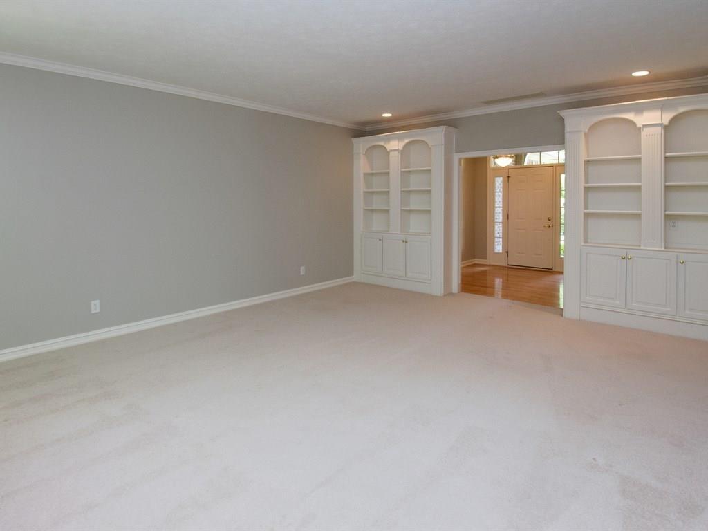 9440 Timberline Drive, Indianapolis, IN 46256