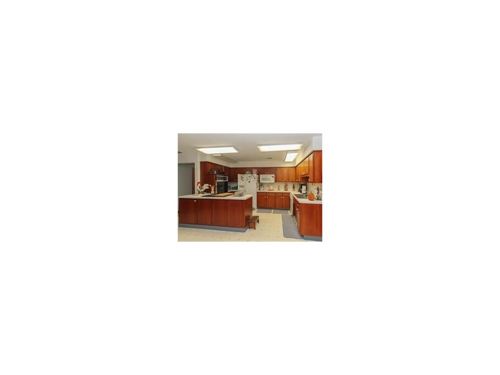 7350 Shelbyville Road, Indianapolis, IN 46259