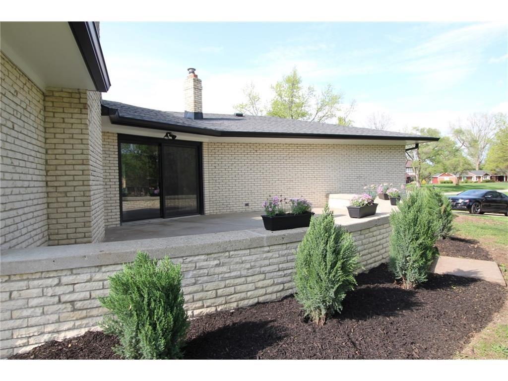 511 Oakwood Drive, Indianapolis, IN 46260