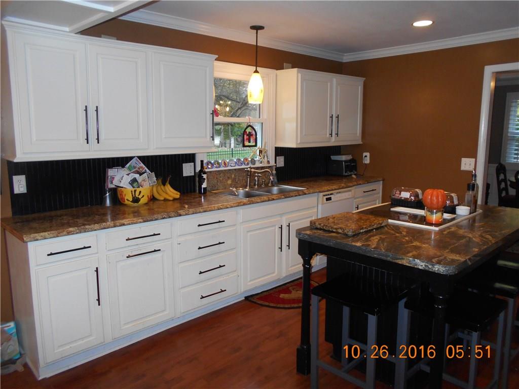 635 OAKWOOD Drive, Indianapolis, IN 46260