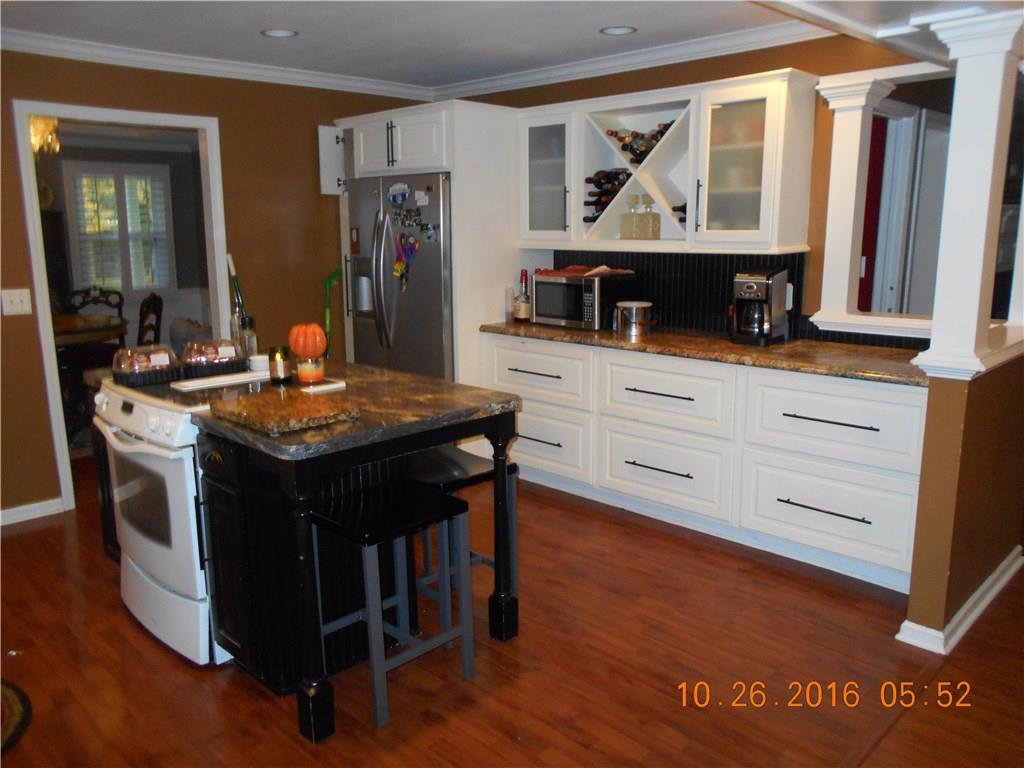635 OAKWOOD Drive, Indianapolis, IN 46260