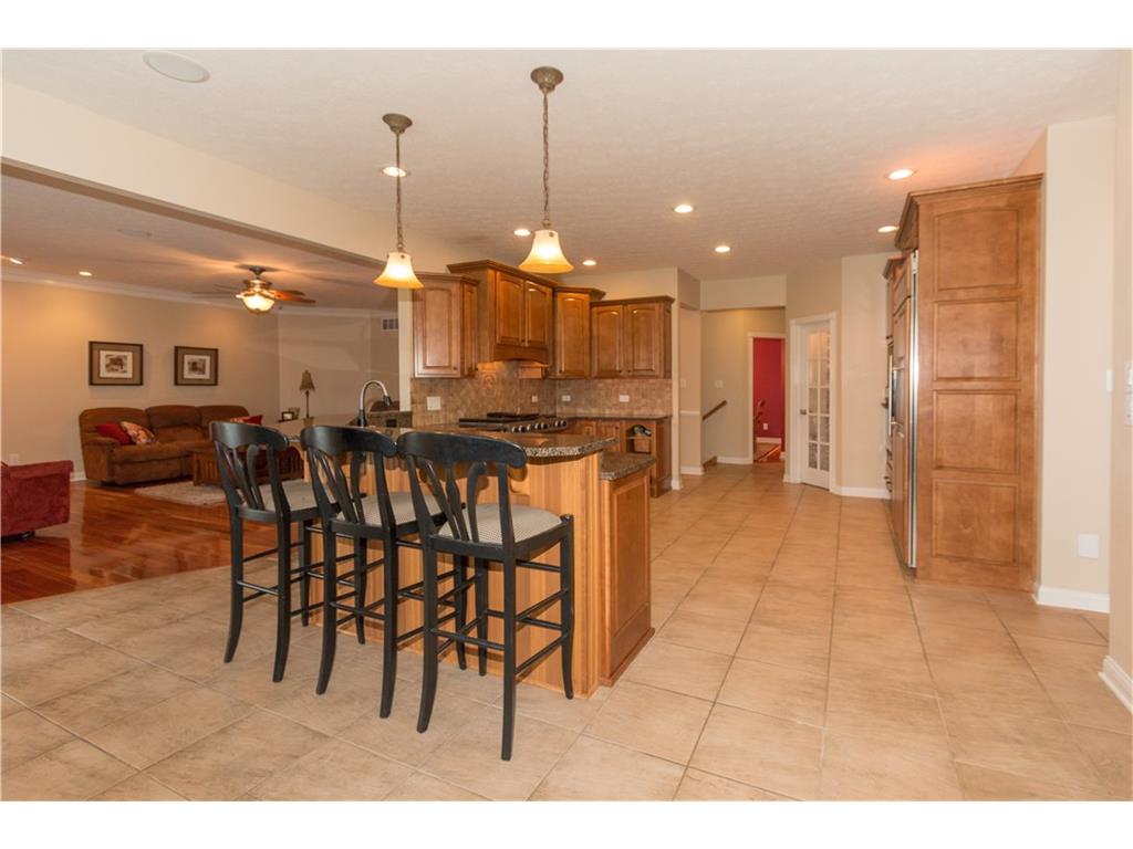10750 Forest Lake Court, Indianapolis, IN 46278