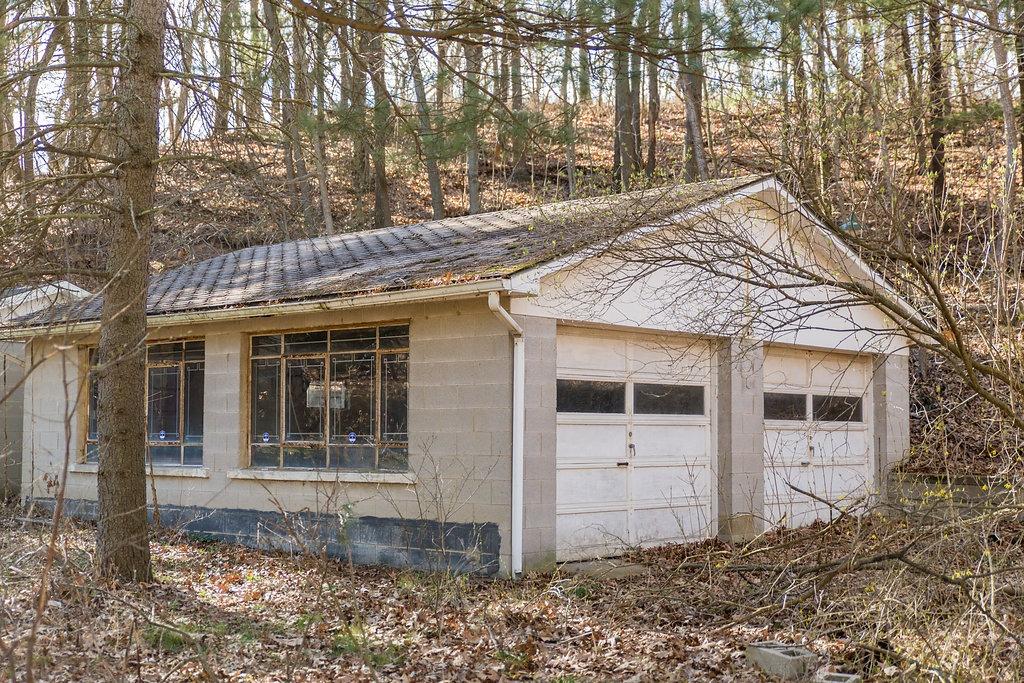 806 East Vera Avenue, Beverly Shores, IN 46301