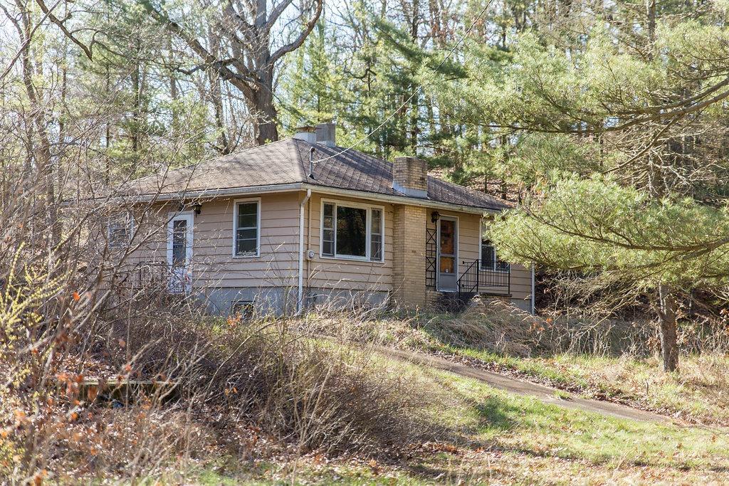 806 East Vera Avenue, Beverly Shores, IN 46301