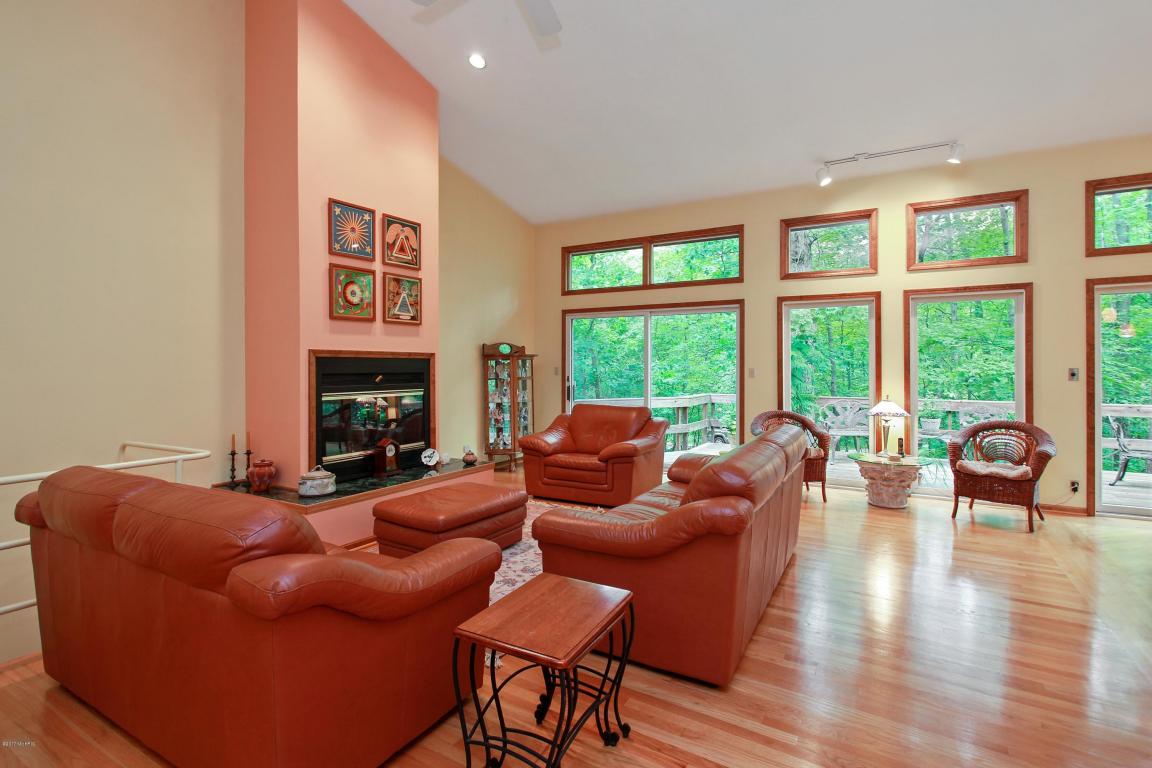 105 Neptune, Beverly Shores, IN 46301