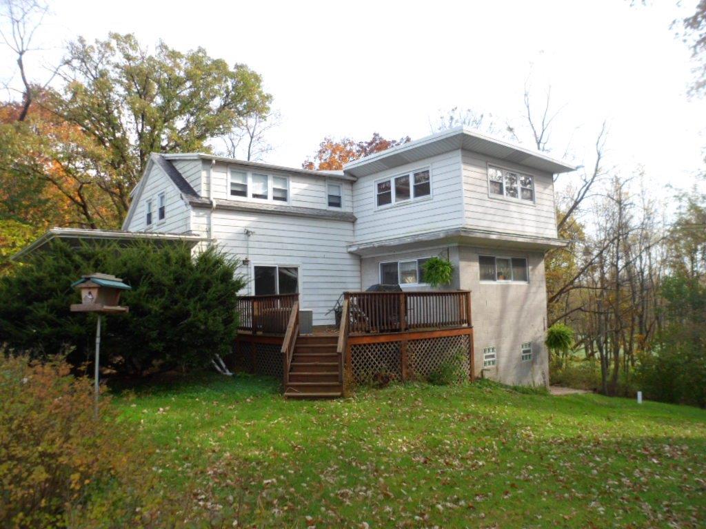 9111 West 143rd Place, Cedar Lake, IN 46303