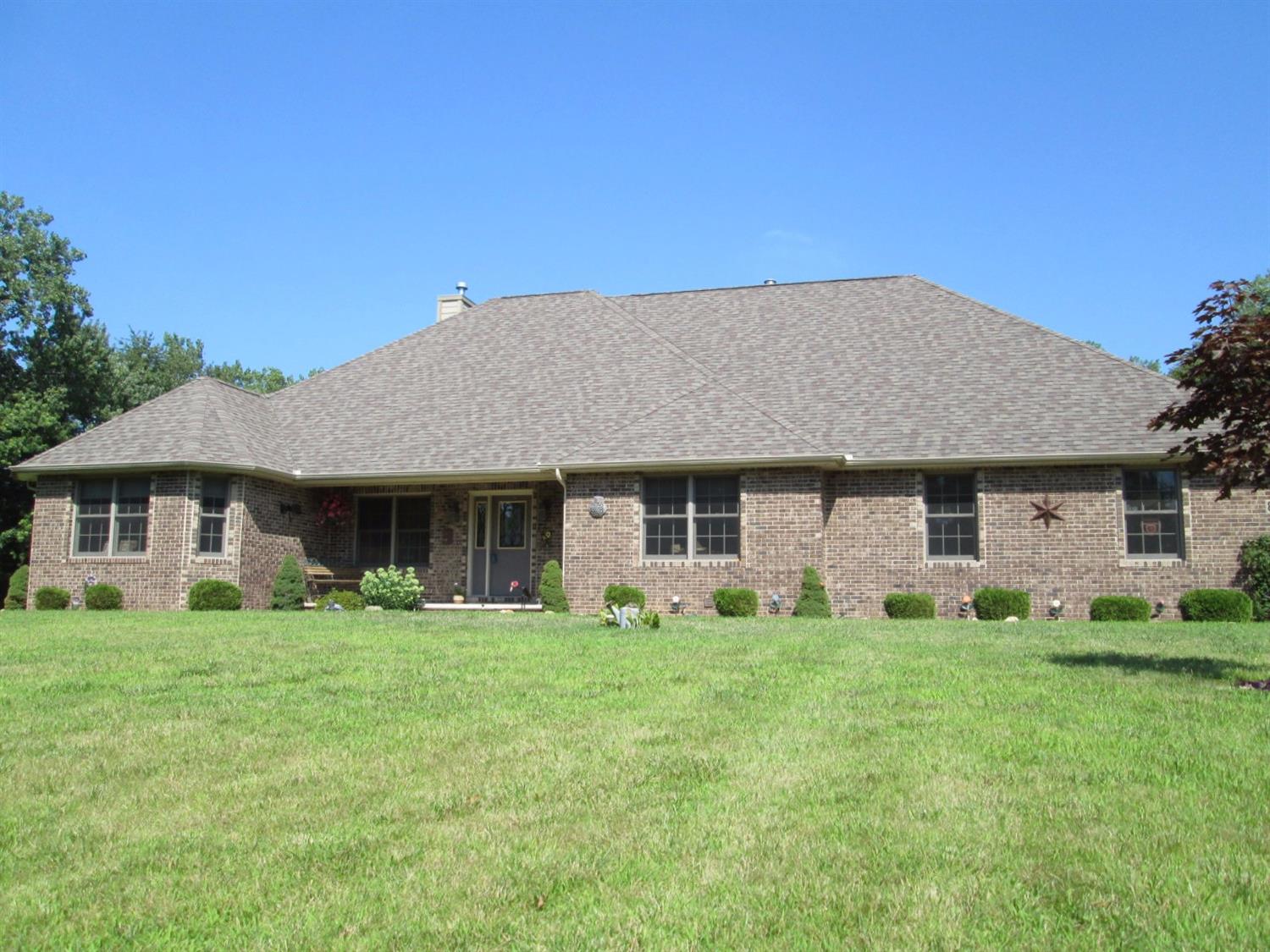 885 N 350 East, Chesterton, IN 46304