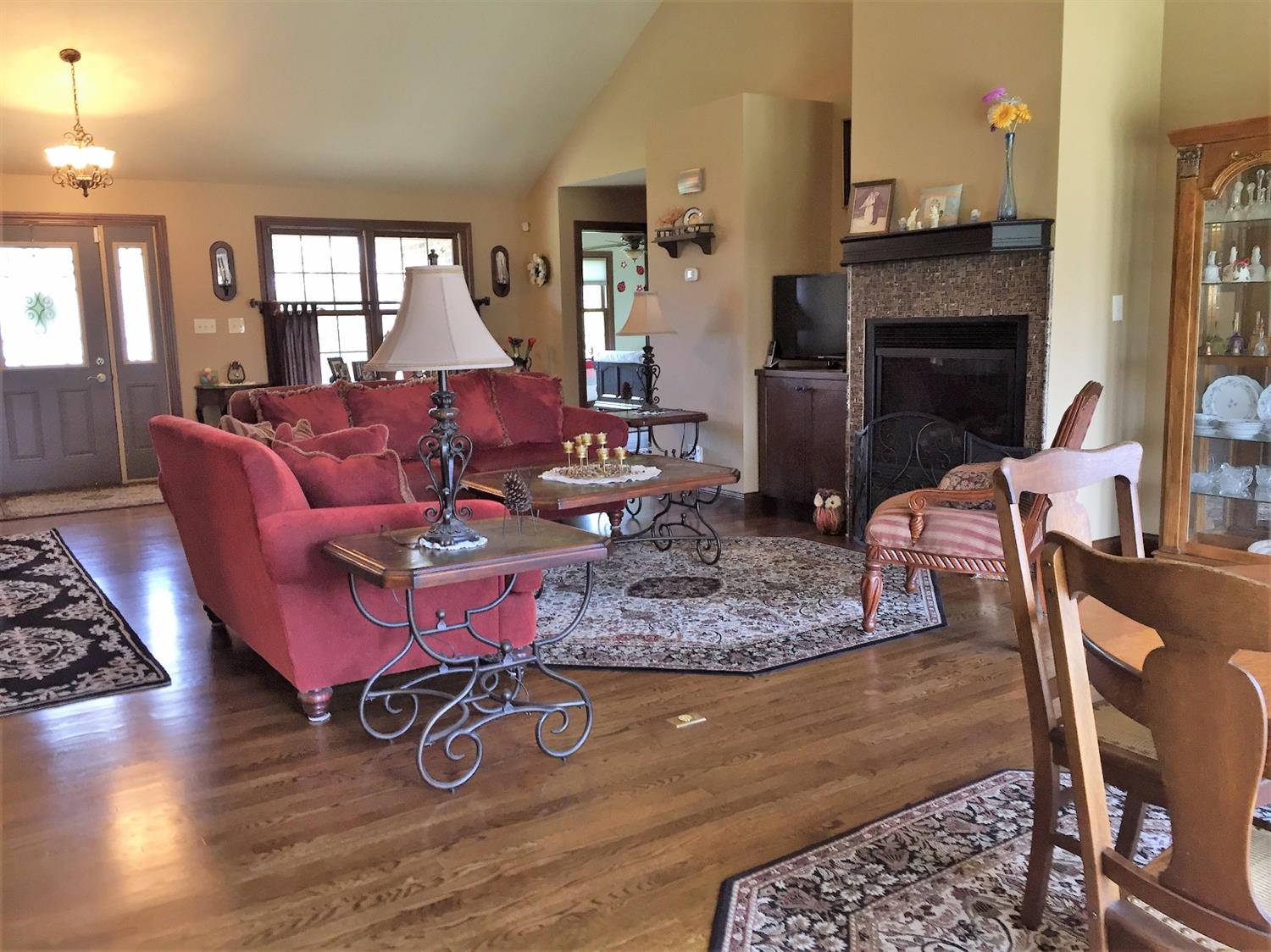 885 N 350 East, Chesterton, IN 46304