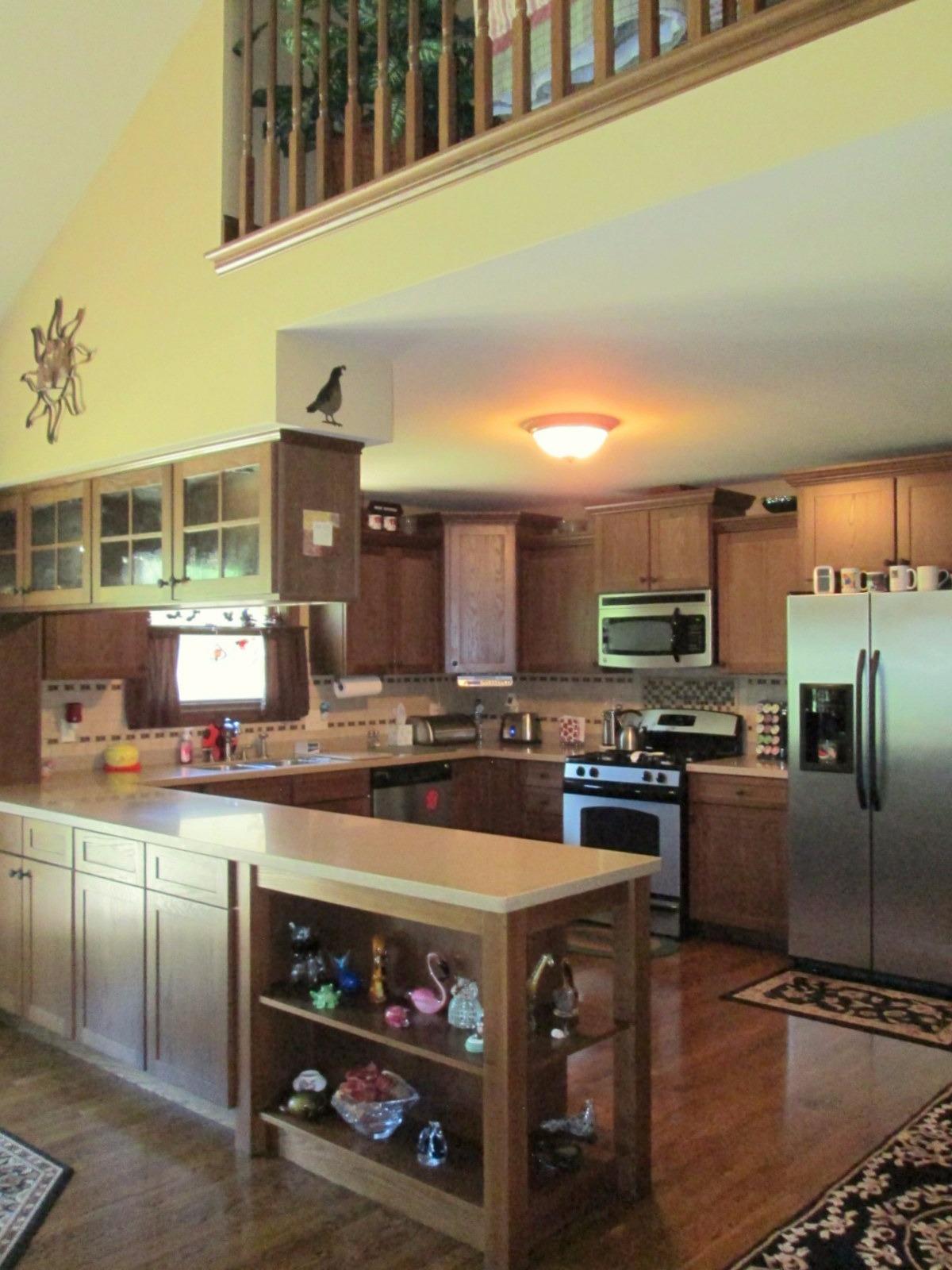 885 N 350 East, Chesterton, IN 46304
