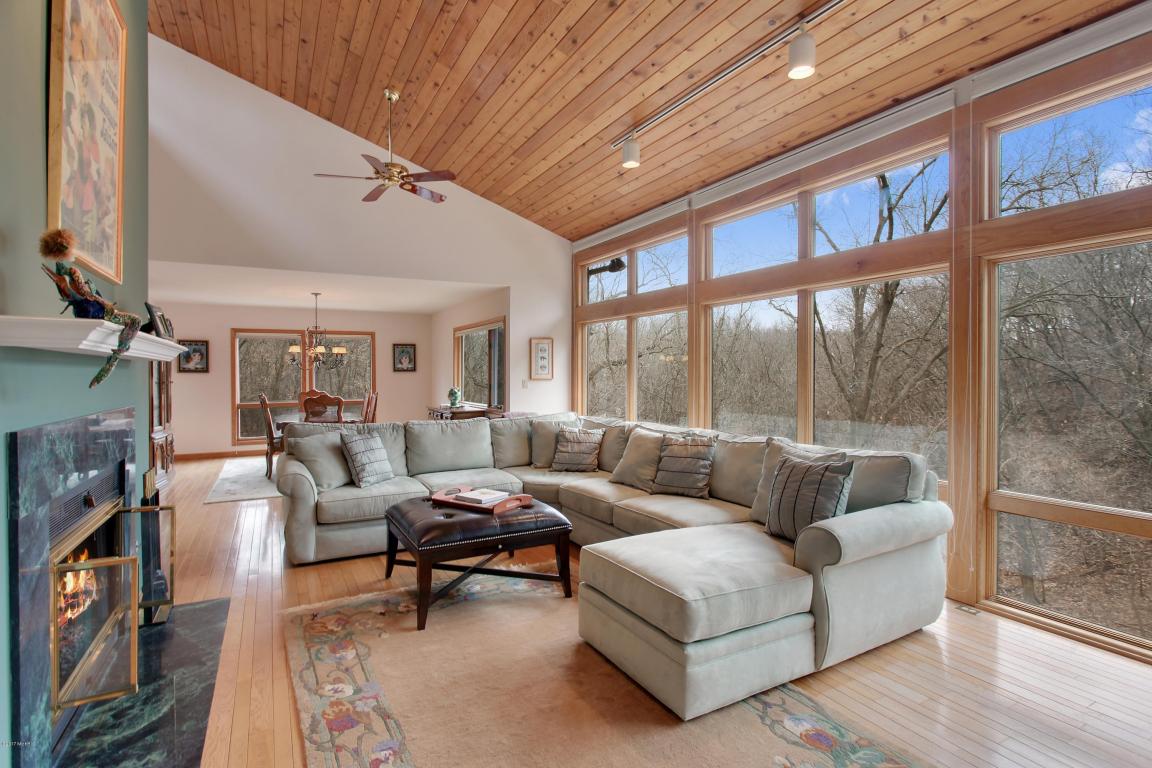 23 Summit, Dune Acres, IN 46304