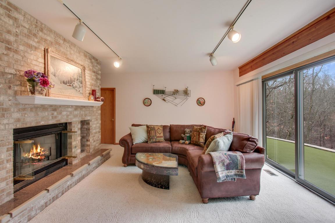 23 Summit, Dune Acres, IN 46304