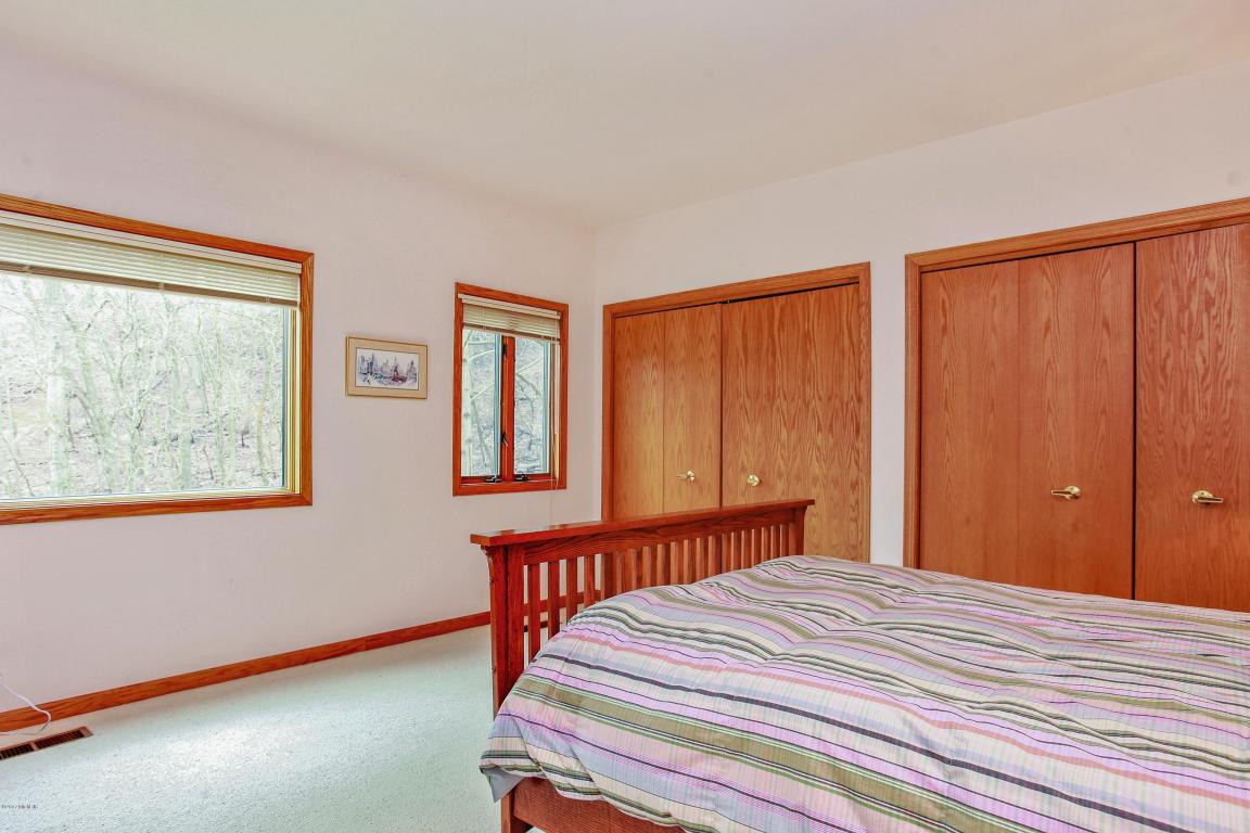 23 Summit, Dune Acres, IN 46304