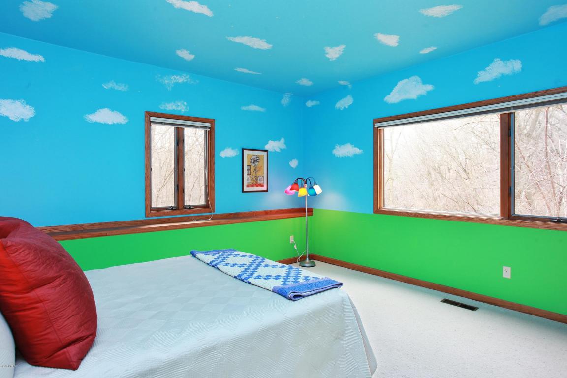 23 Summit, Dune Acres, IN 46304