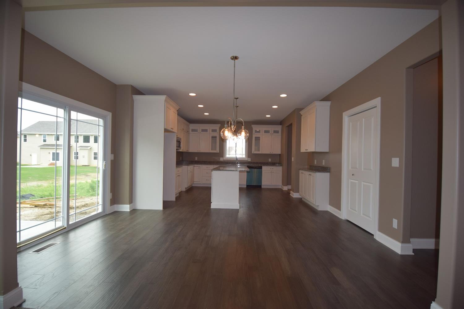 2122Pradera Trl, Chesterton, IN 46304